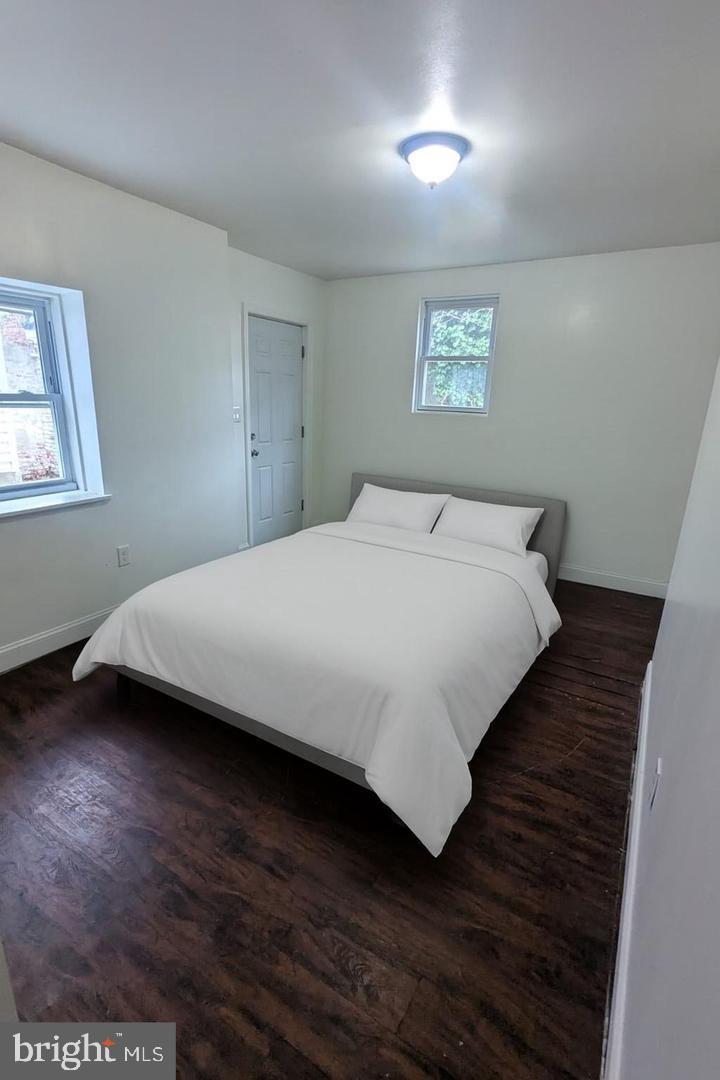 6041 Vine St Property Photo 5