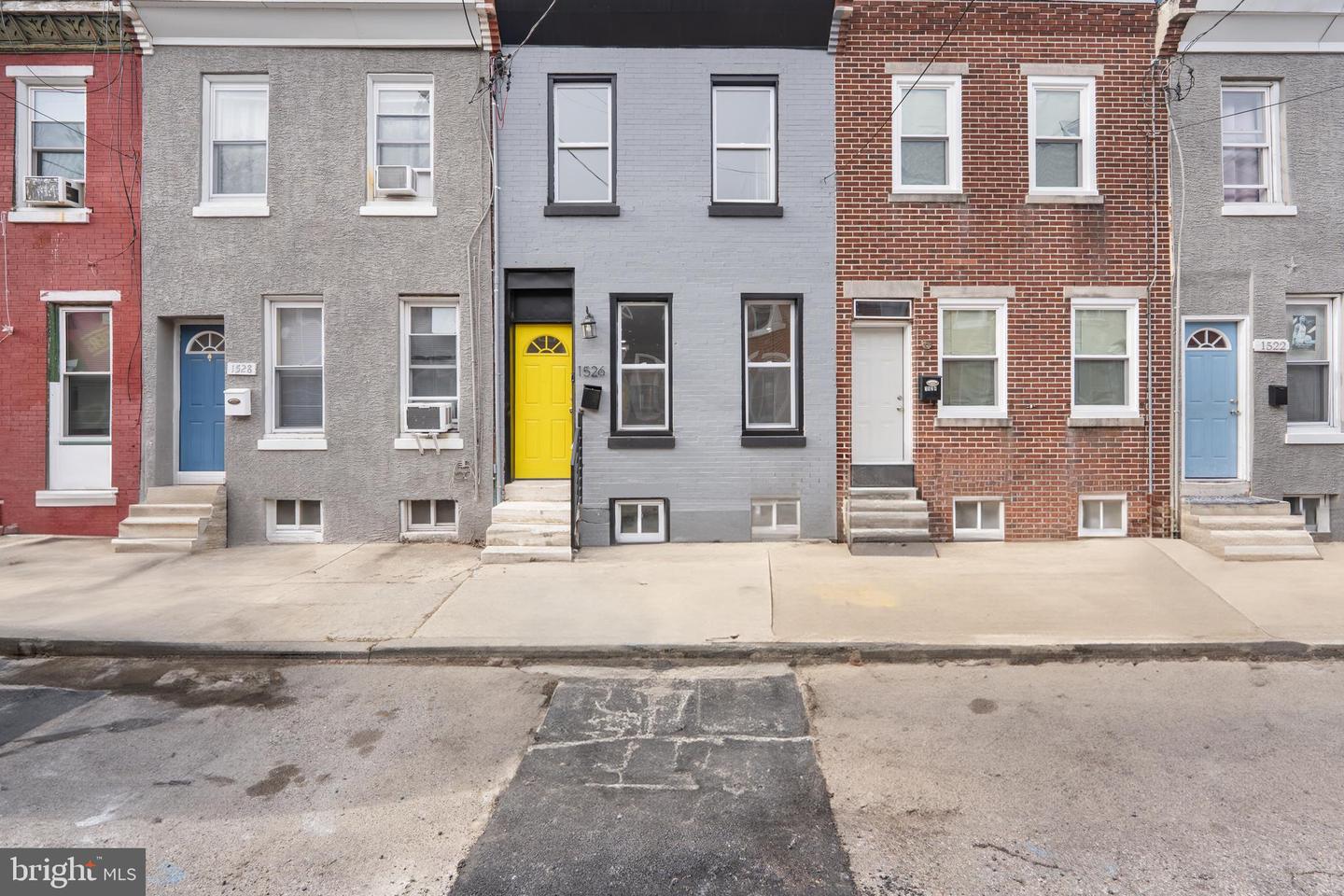1526 S OPAL ST Property Photo 1