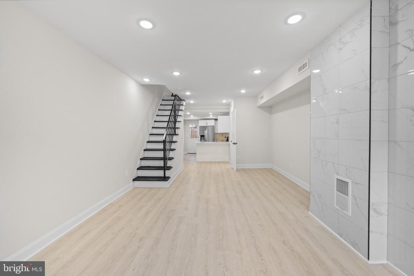 1526 S Opal St Property Photo 8
