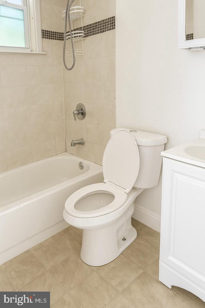 34 N Frazier St Property Photo 16