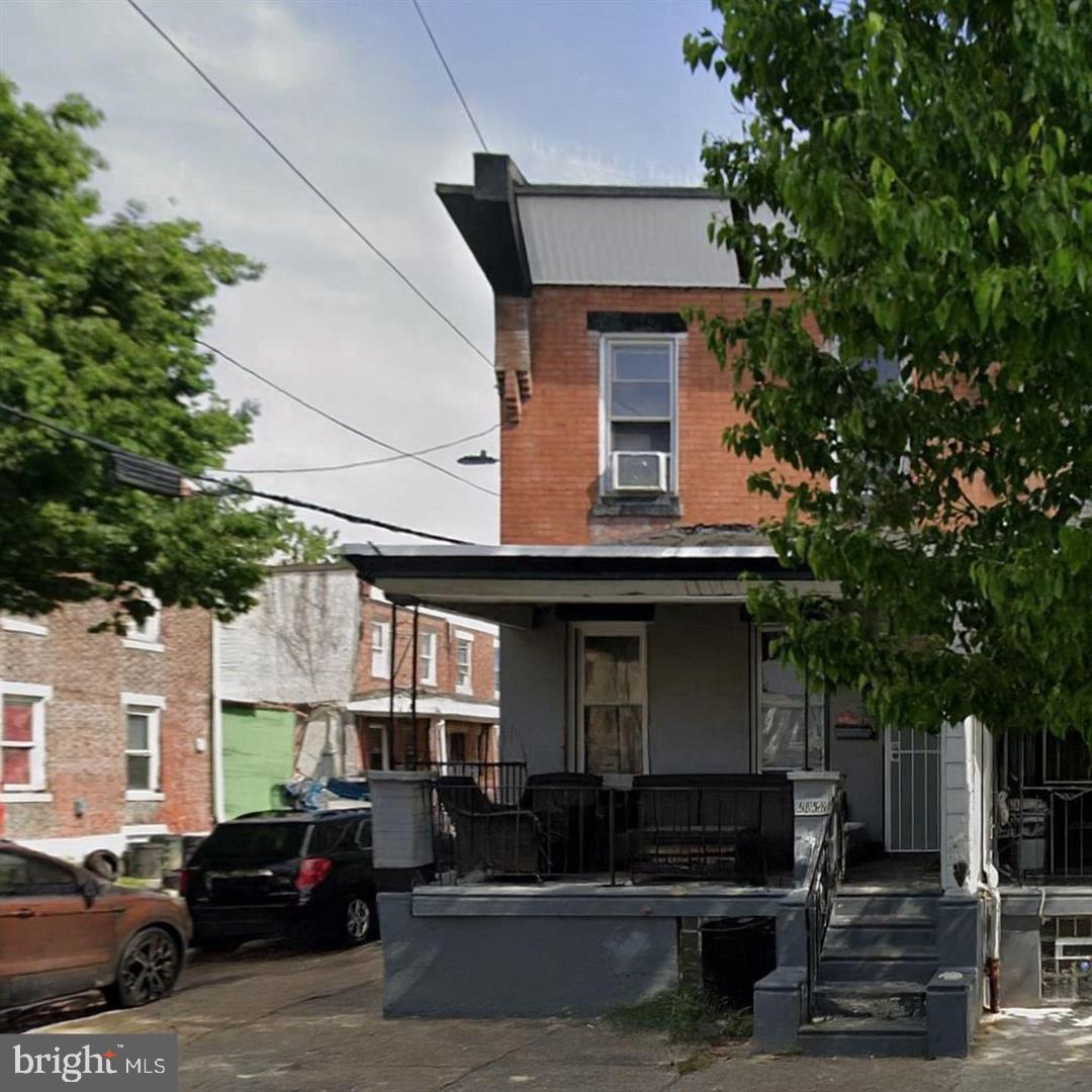 5835 Arch St Property Photo 21