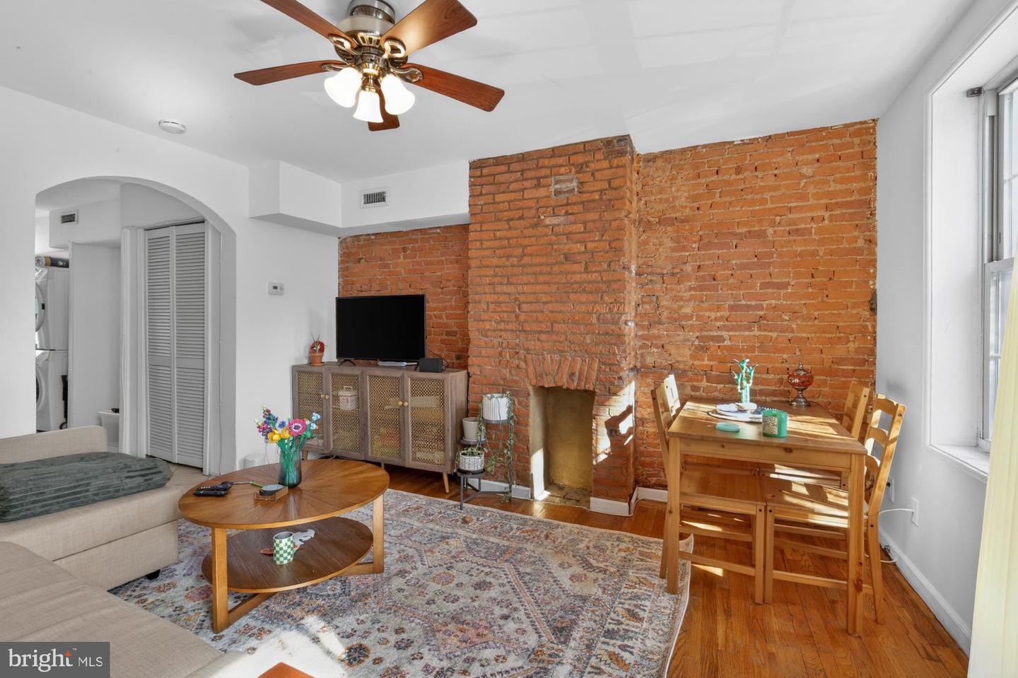 535 E Girard Ave Property Photo 19