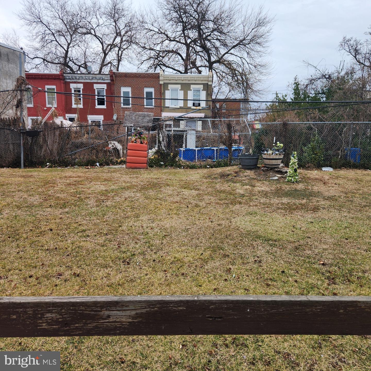 1305 W Auburn St Property Photo 2