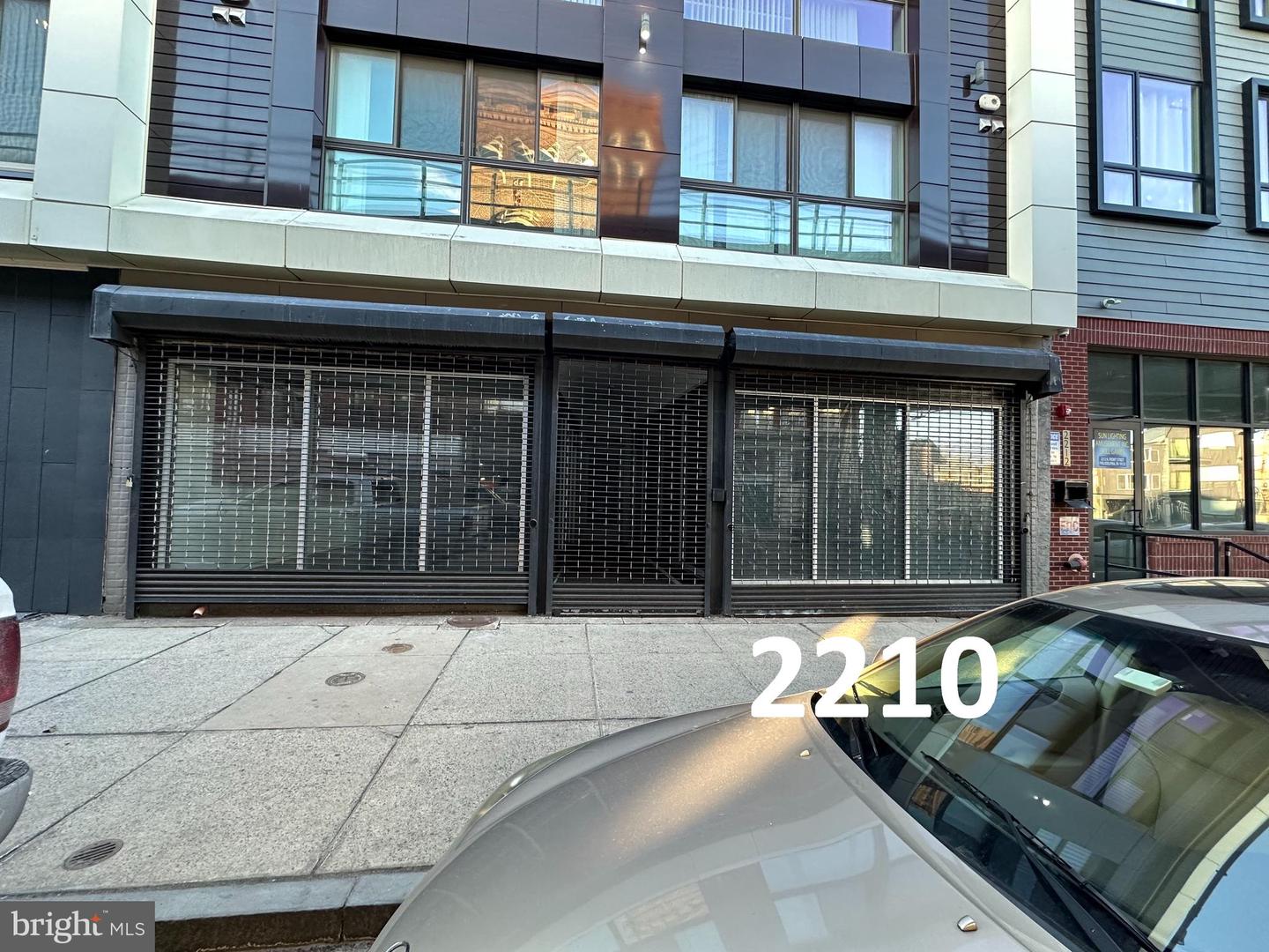 2210 N Front St #commercial Property Photo 1