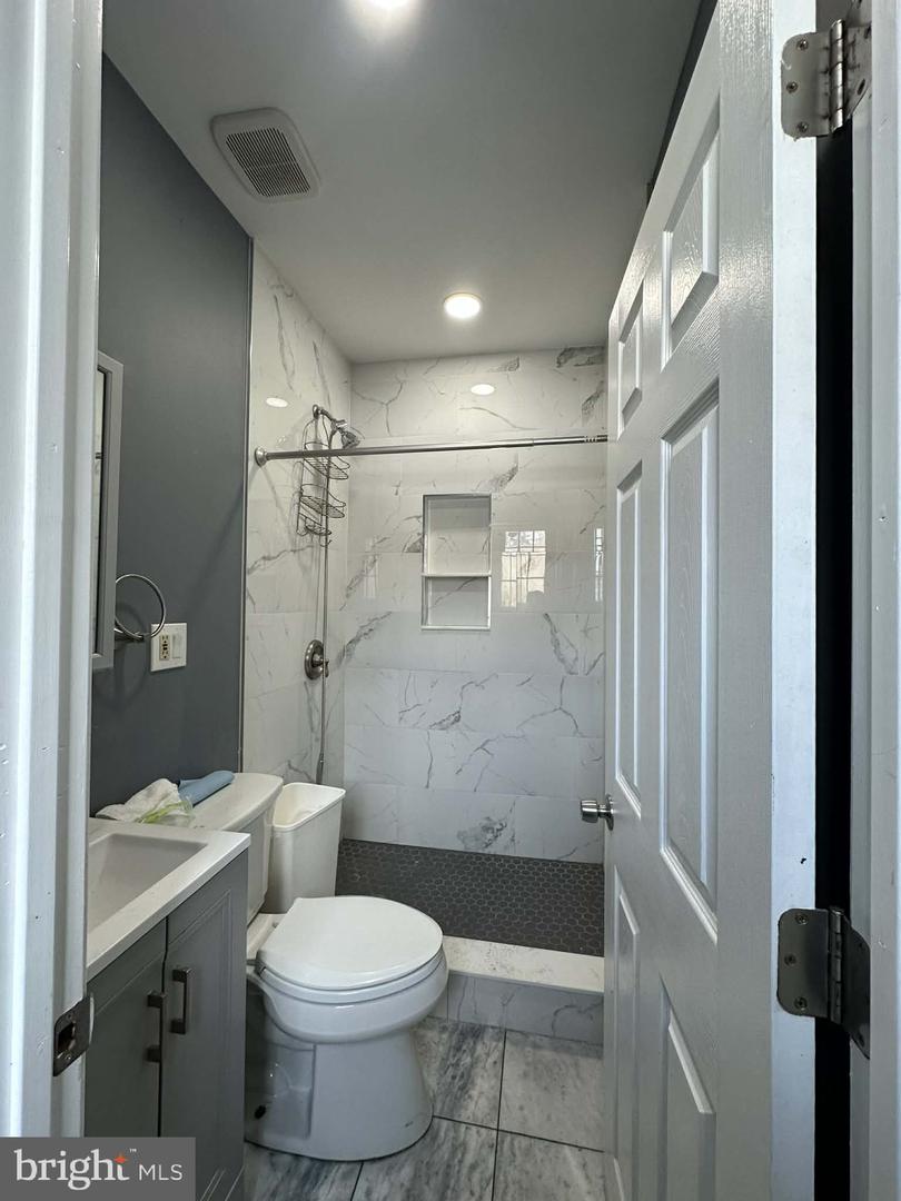 1604-06 W Passyunk Ave Property Photo 2