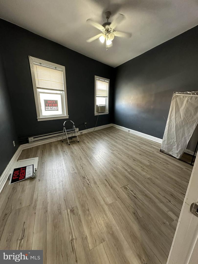 1604-06 W Passyunk Ave Property Photo 4