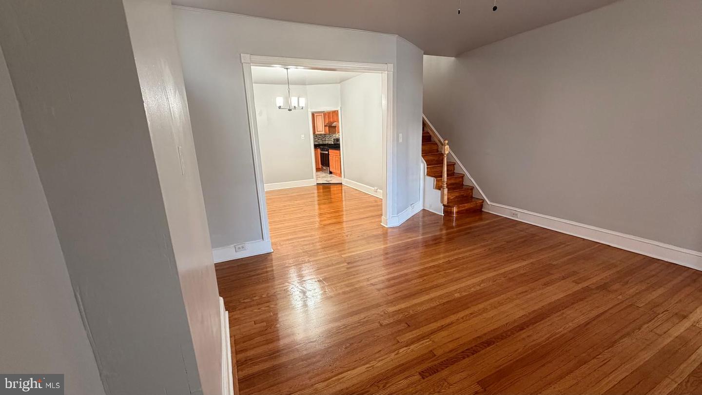 4406 Higbee St Property Photo 5