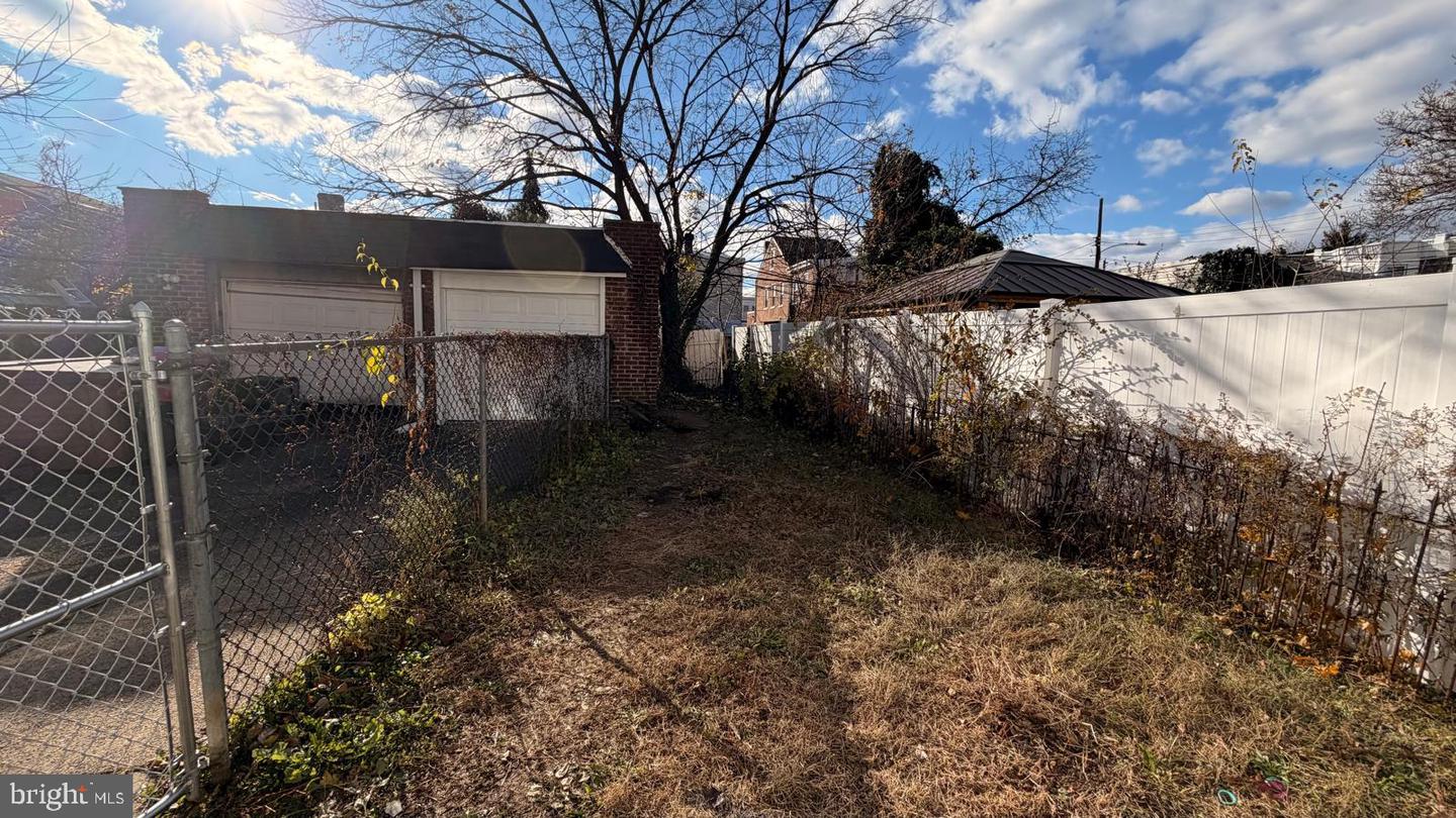 4406 Higbee St Property Photo 34