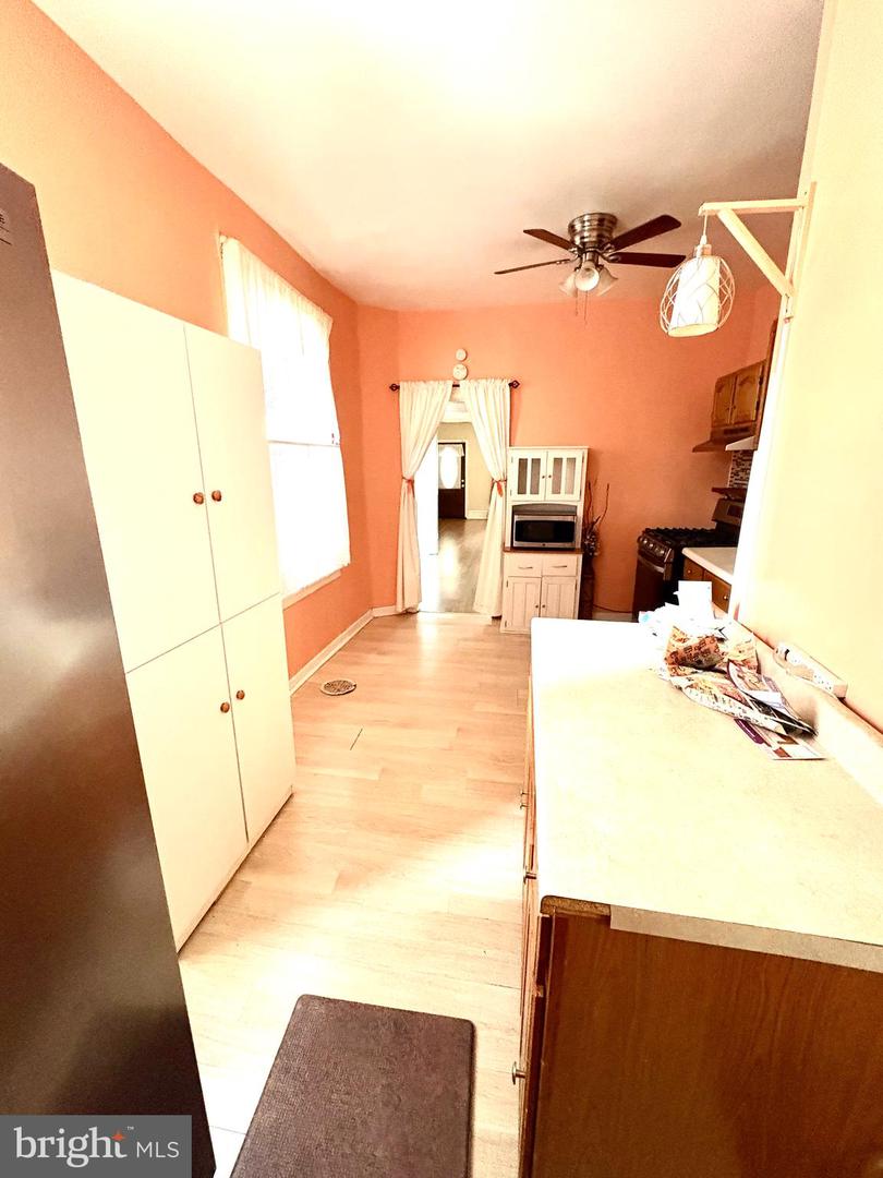 5328 Upland St Property Photo 5