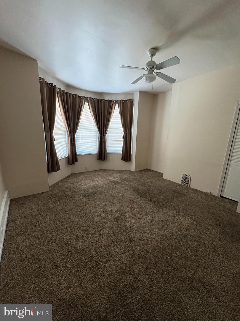 5328 Upland St Property Photo 15