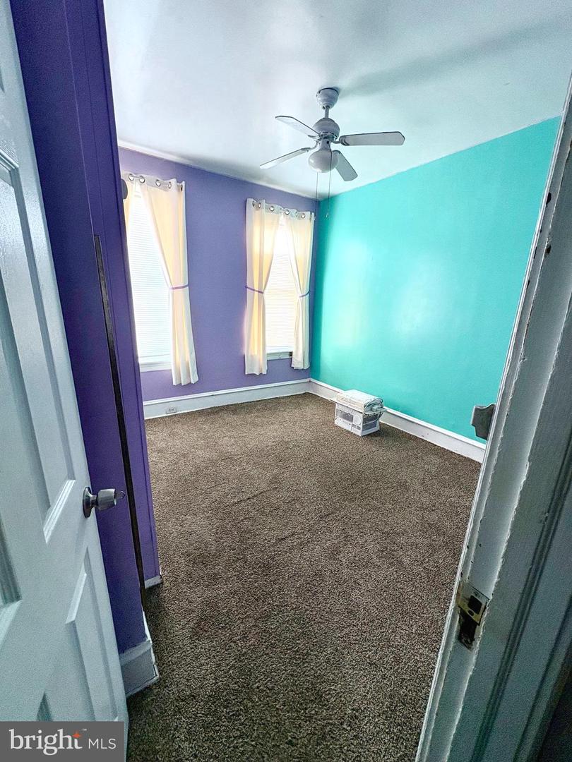 5328 Upland St Property Photo 18