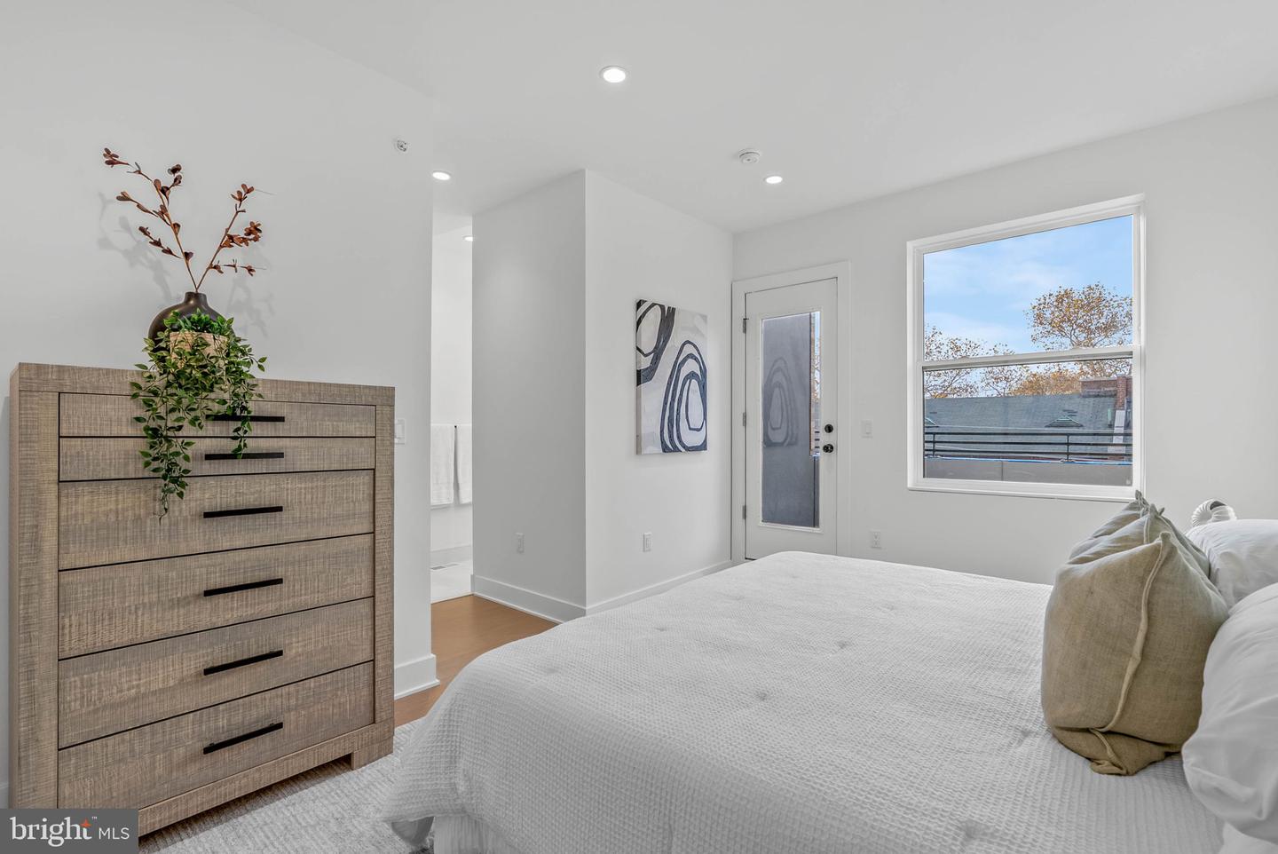 635 N 7th St #b2a Property Photo 12