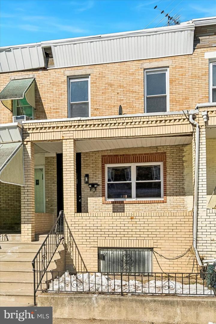 6153 Reedland St Property Photo 1