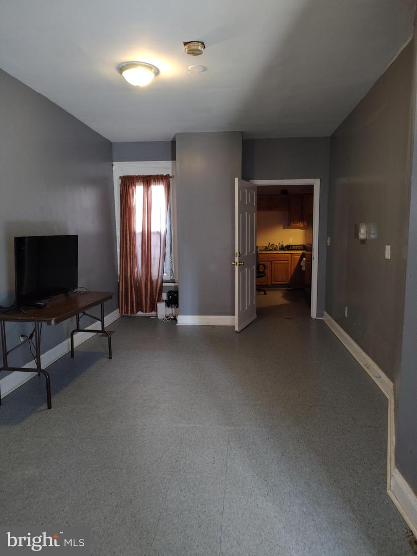 5137 Harlan St Property Photo 5