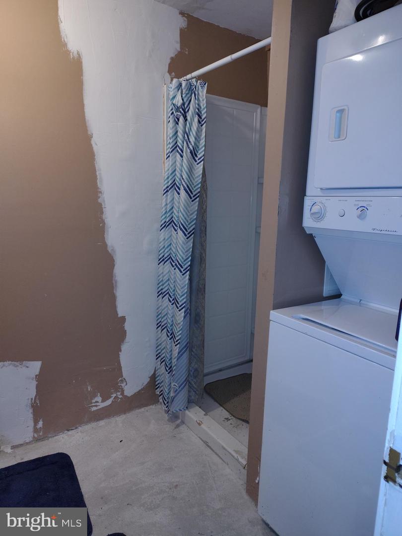 5137 Harlan St Property Photo 9