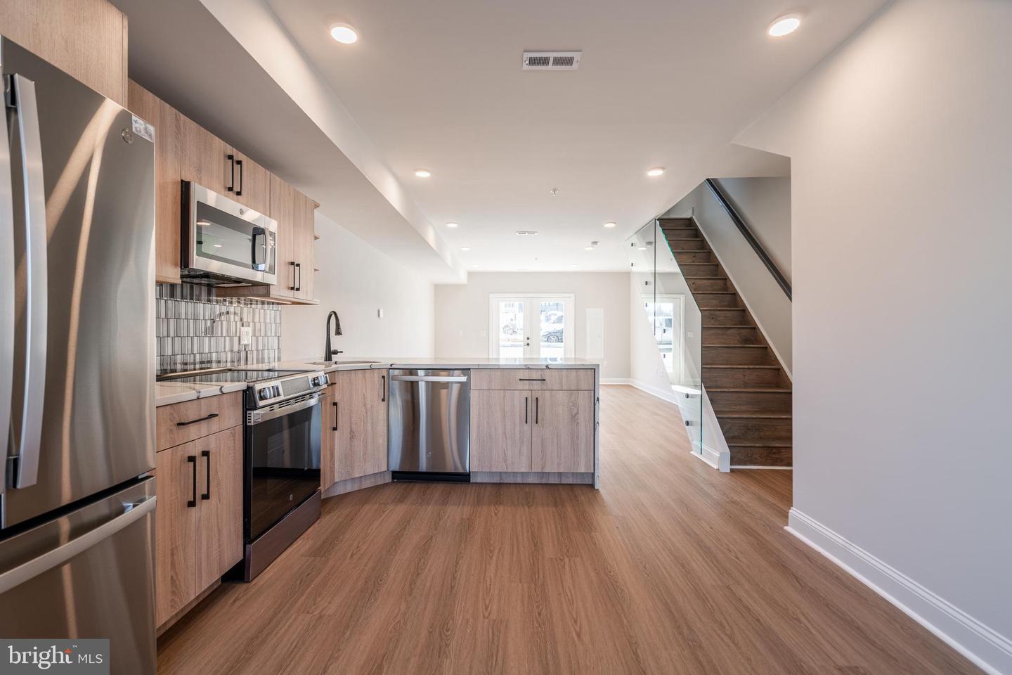 4070 Conshohocken Ave #a Property Photo 8