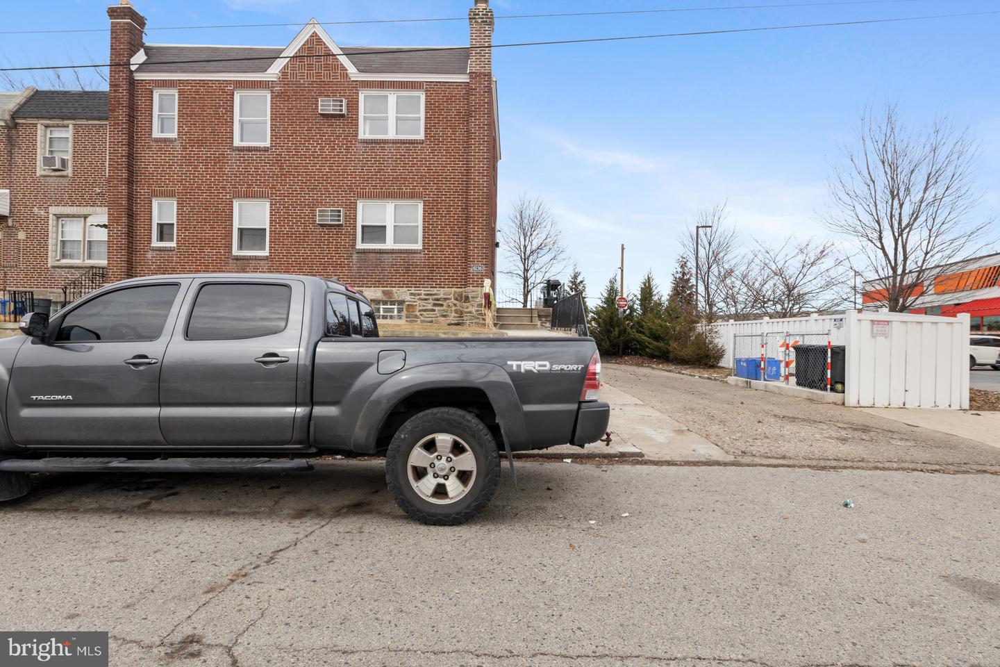 6136 Hawthorne St Property Photo 1