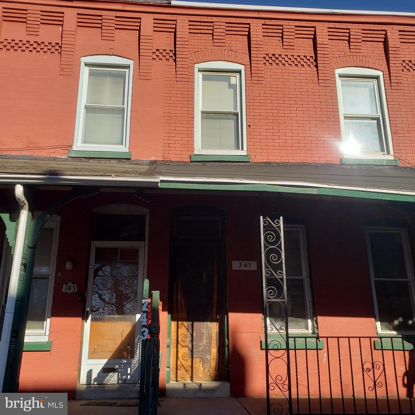 741 N 38TH ST Property Photo 1