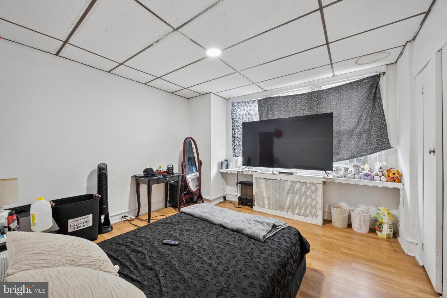 5627 Sansom St Property Photo 15