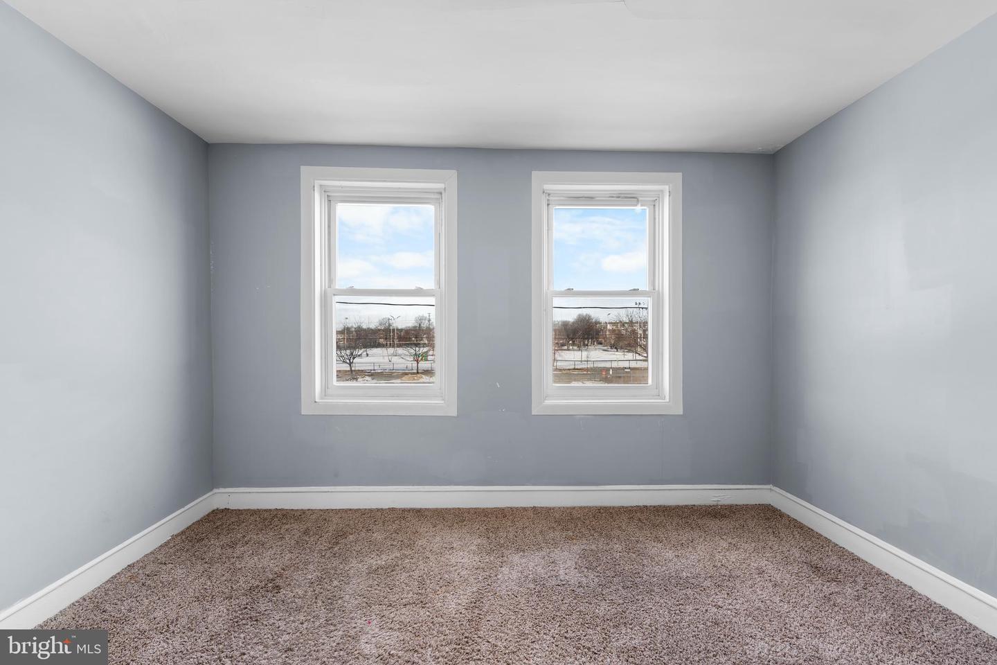 1629 S Dover St Property Photo 13