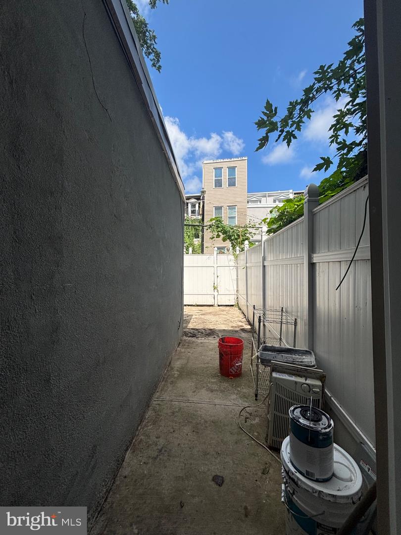 73 E Cosgrove St Property Photo 8