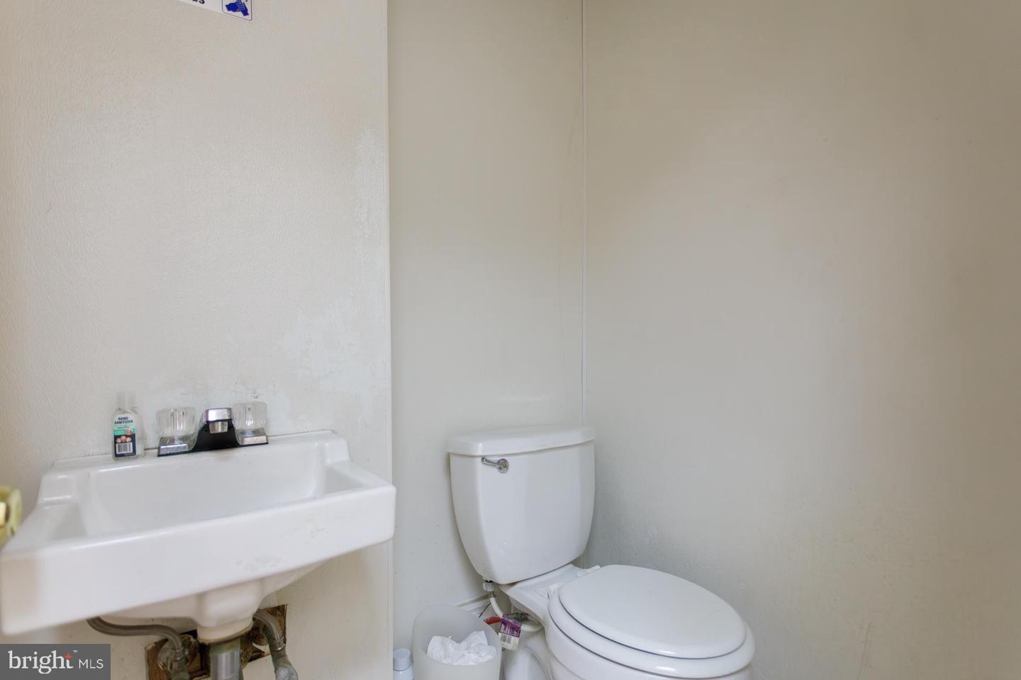 746 E Chelten Ave Property Photo 7