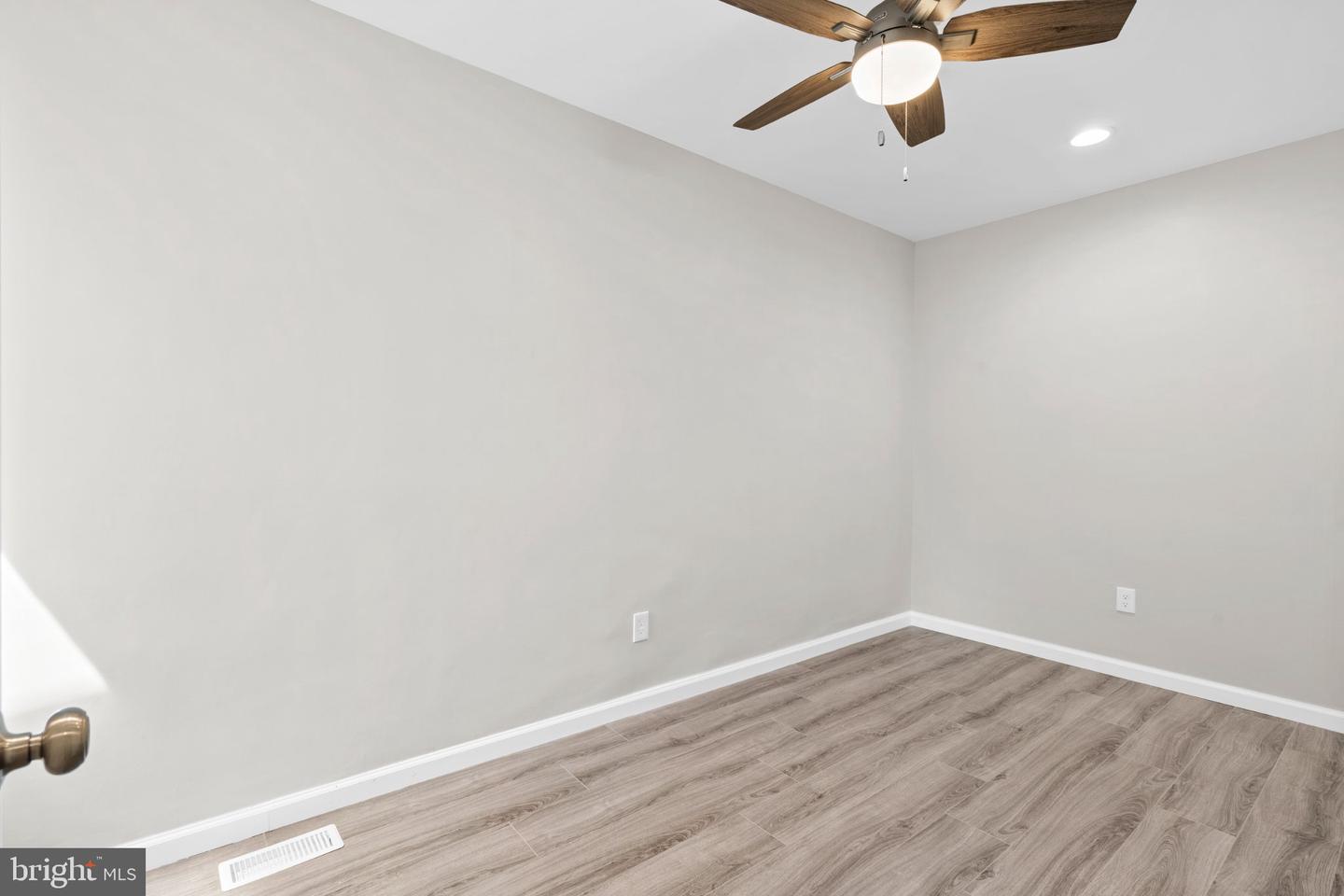 2126 Pierce St Property Photo 12