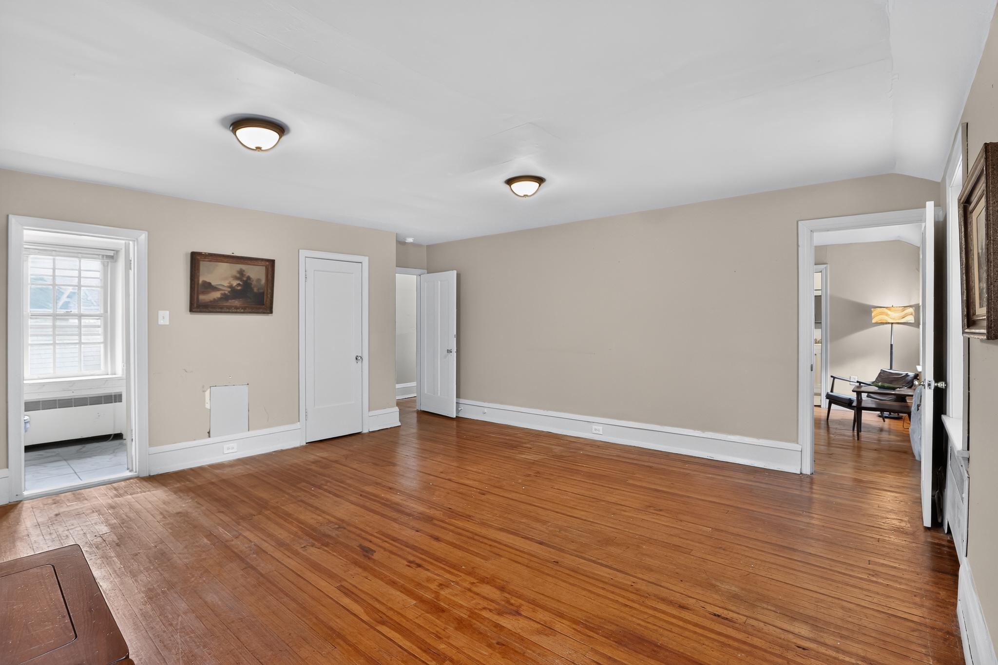 6710 Lincoln Dr Property Photo 25