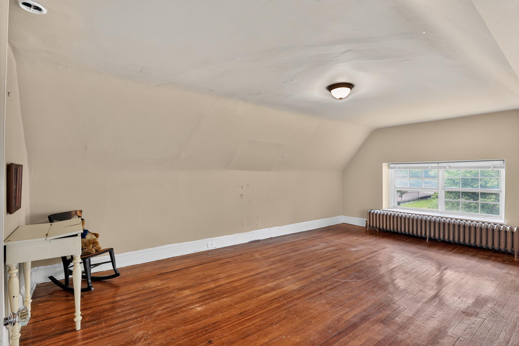 6710 Lincoln Dr Property Photo 28