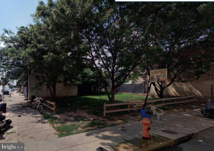 1617 W Susquehanna Ave Property Photo 1