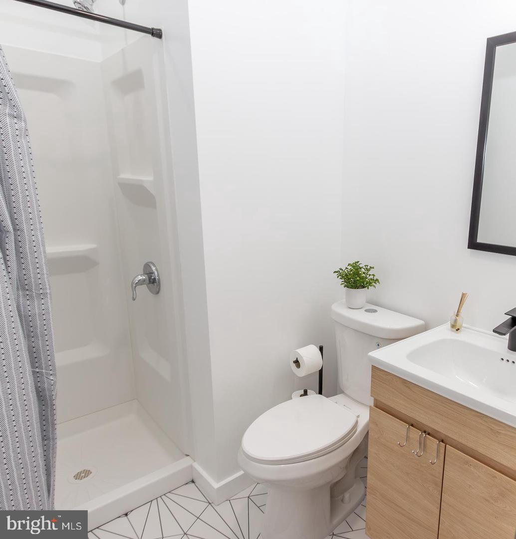 2119 N 18th St Property Photo 14