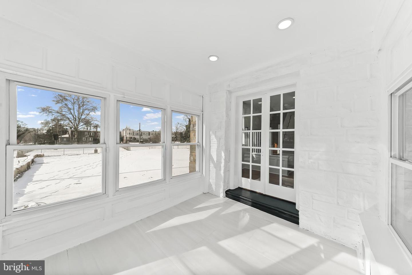 6353 Lebanon Ave Property Photo 5