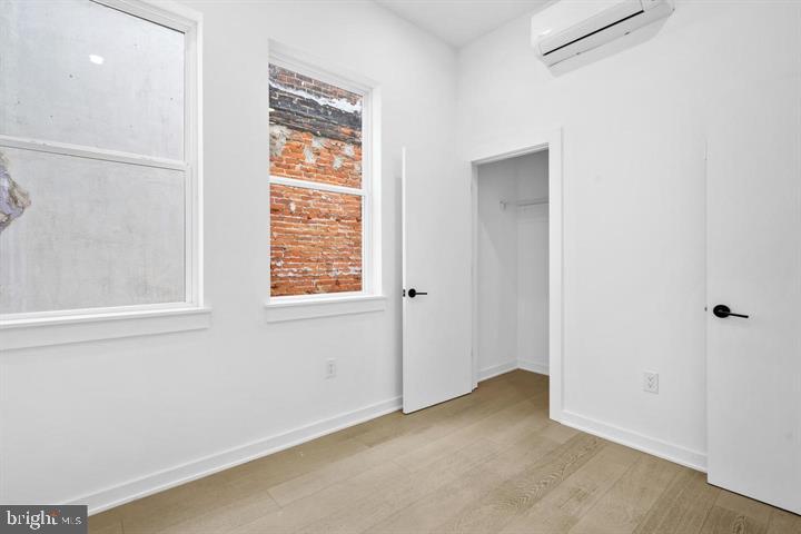 2525 Frankford Ave Property Photo 25