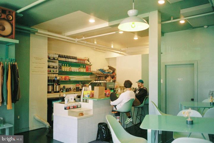 2525 Frankford Ave Property Photo 26
