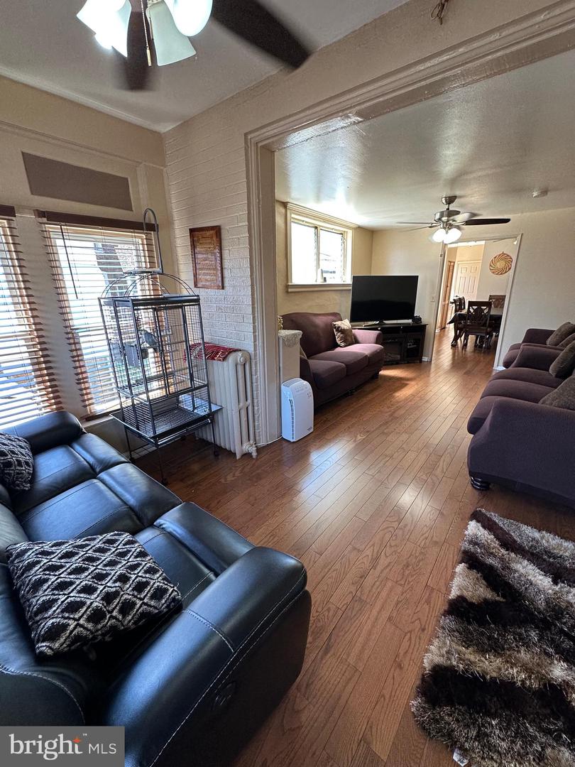 4914 Ormes St Property Photo 3