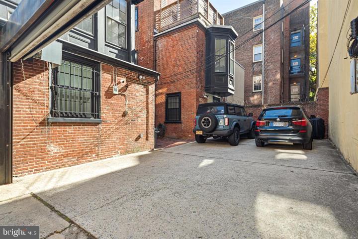 306 S 10th St #a Property Photo 27