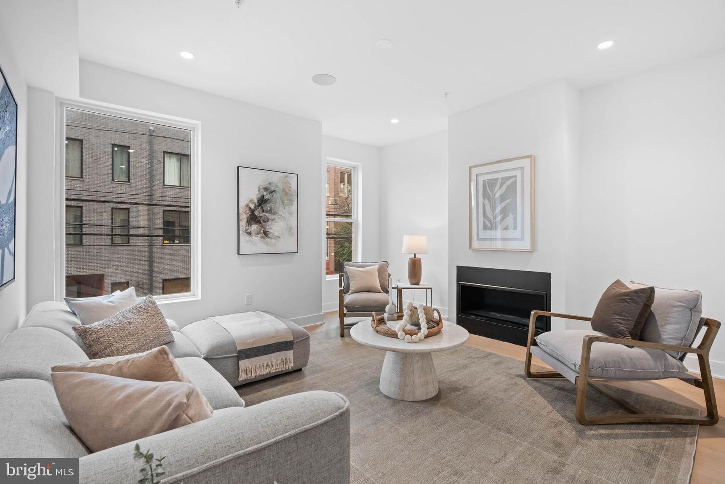 650 Fairmount Ave #j1 Property Photo 3