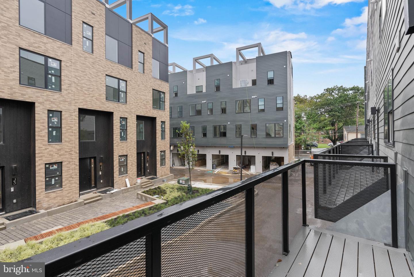 650 Fairmount Ave #j1 Property Photo 6