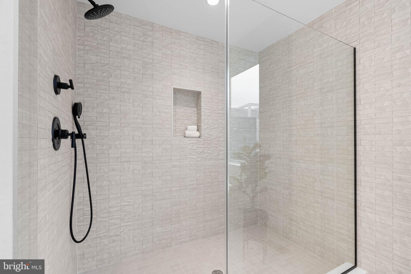 650 Fairmount Ave #j1 Property Photo 16