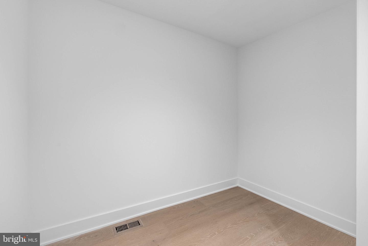 650 Fairmount Ave #j1 Property Photo 18