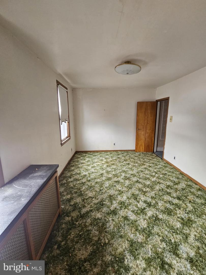 1421 Saint Vincent St Property Photo 4