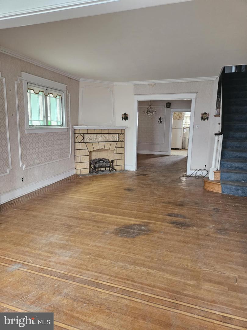 1421 Saint Vincent St Property Photo 8