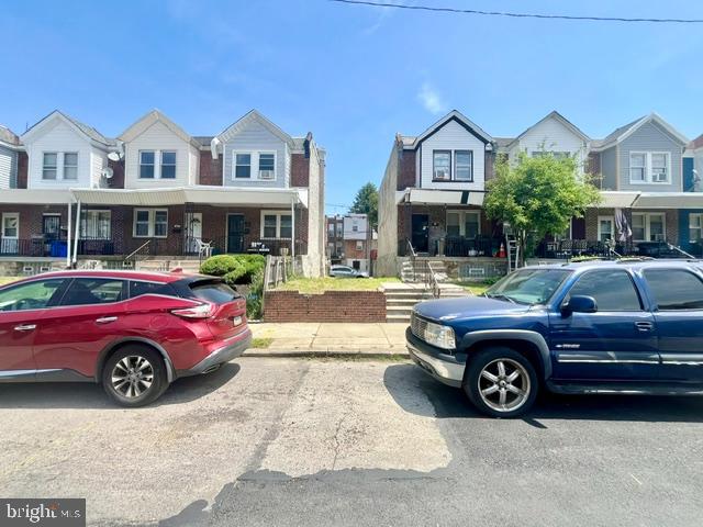 6731 Woolston Ave Property Photo 3