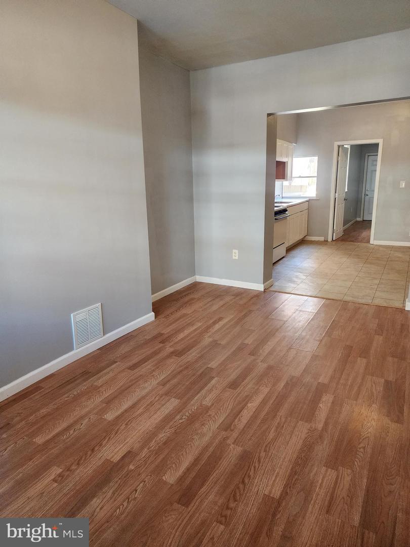 6616 Leeds St Property Photo 2