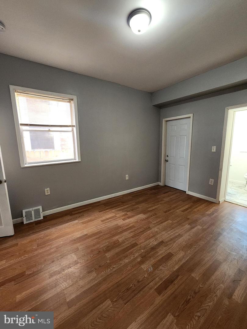 6616 Leeds St Property Photo 11