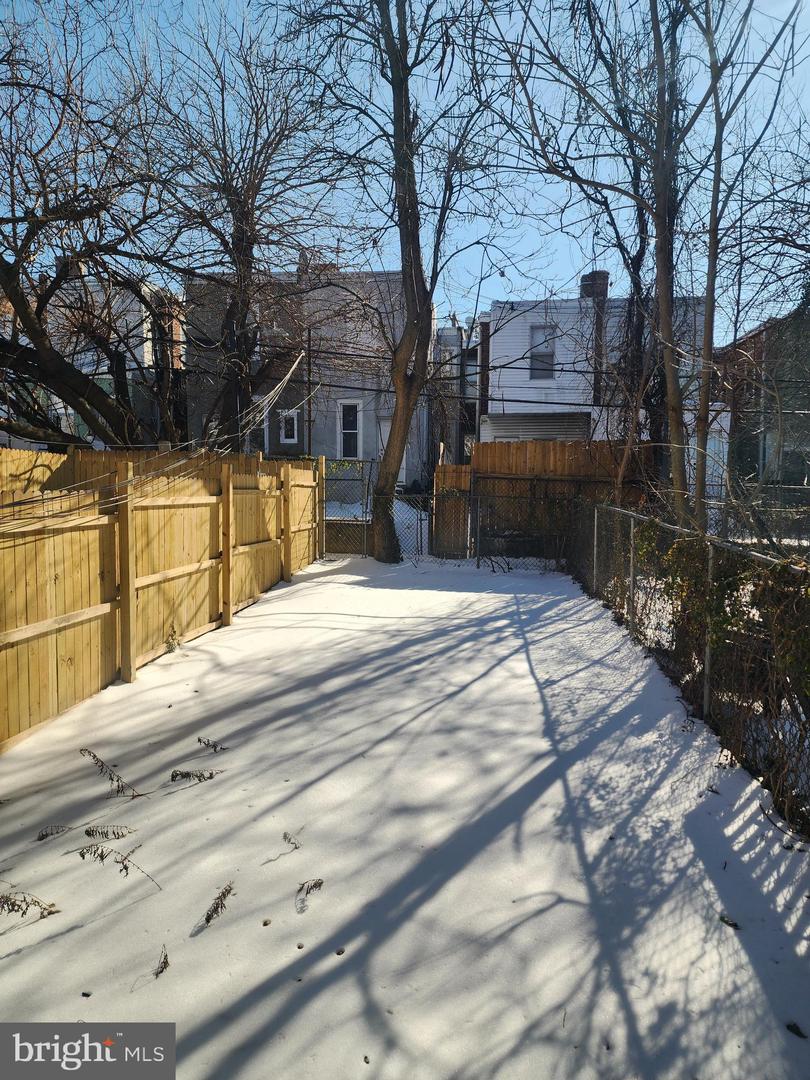 6616 Leeds St Property Photo 16