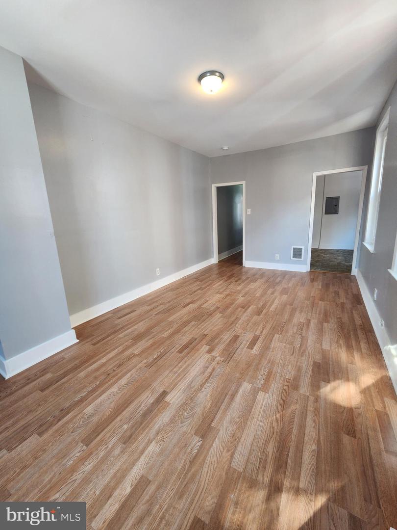 6616 Leeds St Property Photo 20