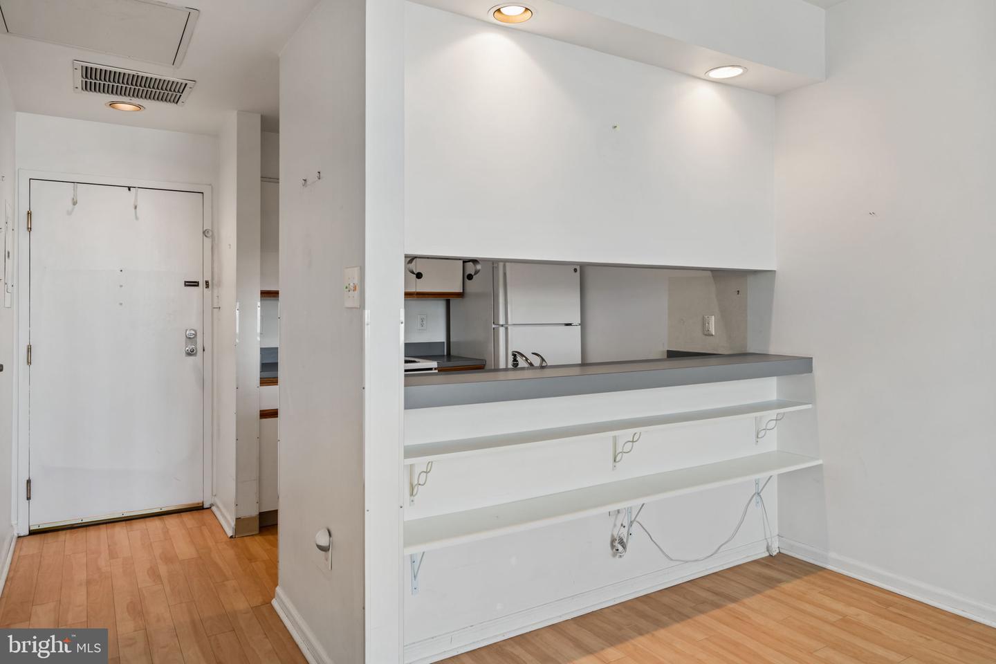 1601 Spring Garden St #410 Property Photo 2