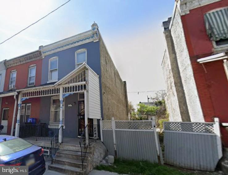 1928 W WILLARD ST