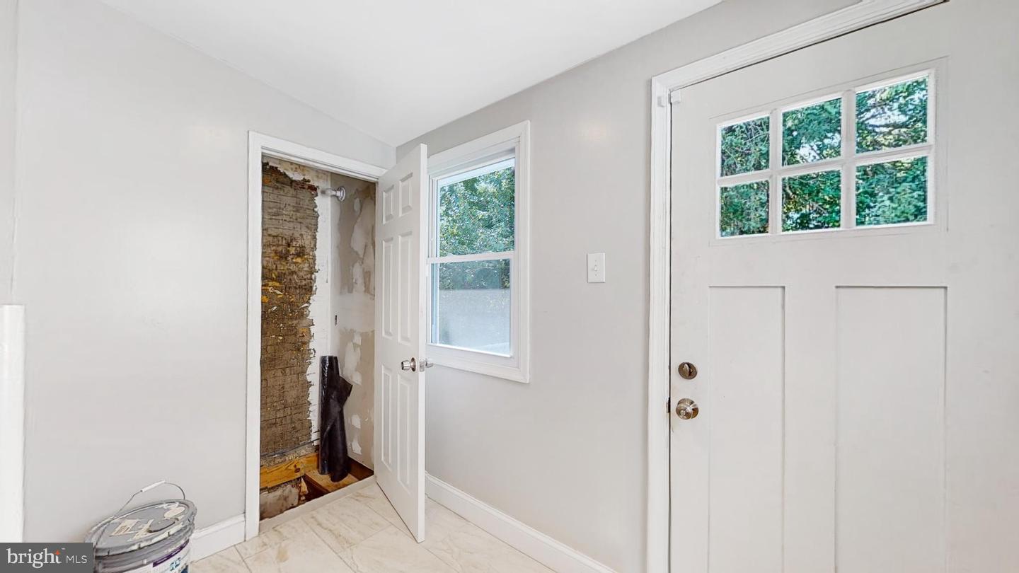 6038 Sansom St Property Photo 17